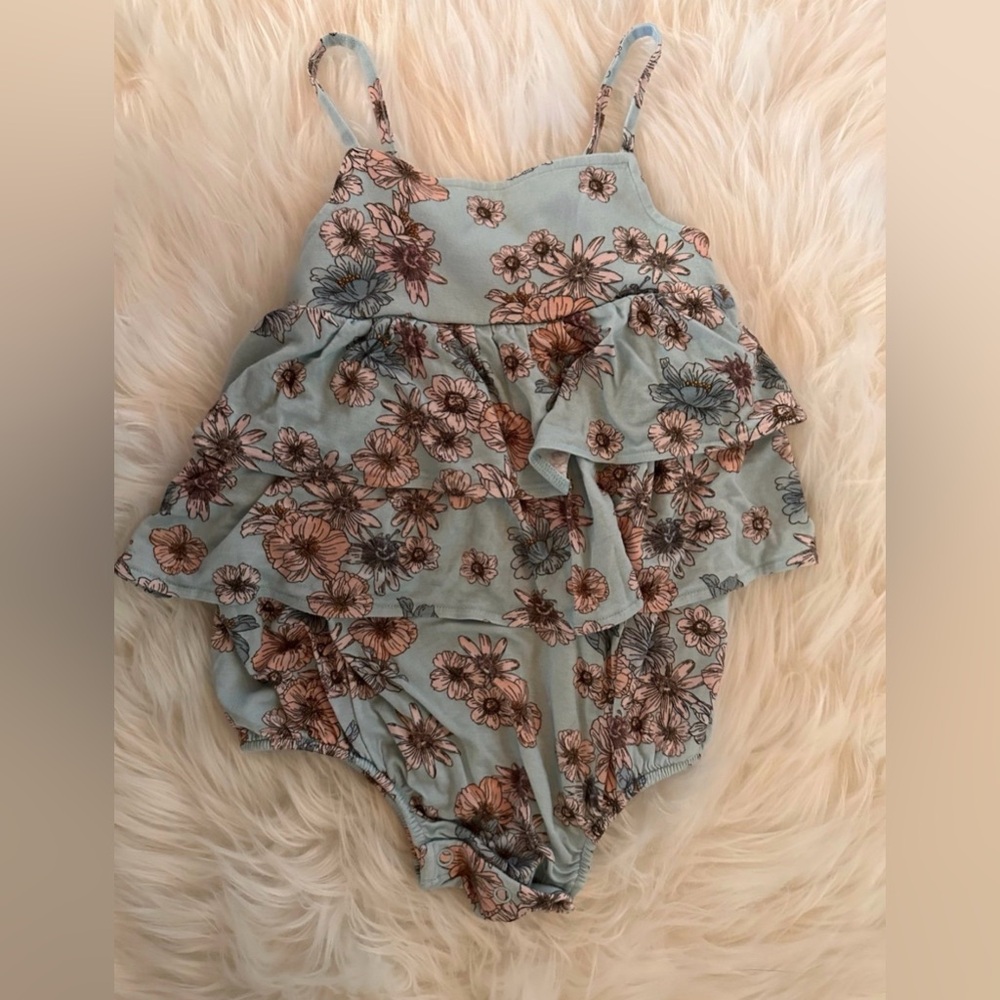 EUC Posh Peanut Natalie Blue Floral Bubble Romper 2T